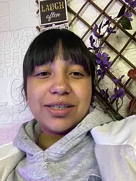 Sophi Kalifa online show from 19, 9, 2025