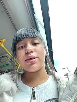 Sophi Kalifa online show from 4, 10, 2025