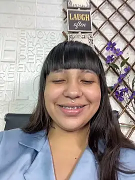 Sophi Kalifa online show from 23, 9, 2025