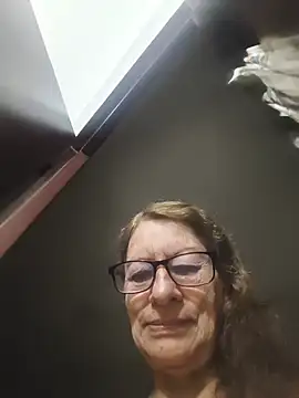 Snapshot of MaryLunne chatting on 13, 6, 2026 MaryLunne online show from 13, 6, 2026