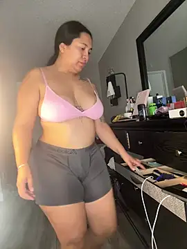 latina curvy22 online show from 29, 3, 2026