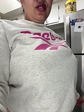 latina curvy22 online show from 5, 5, 2026