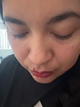 latina curvy22 online show from 7, 5, 2026