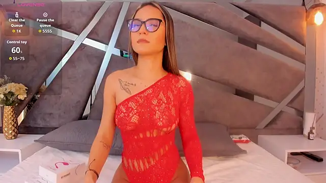 miia reeves  online show from 28, 11, 2025