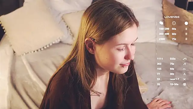 LynHillaire online show from 19, 4, 2026