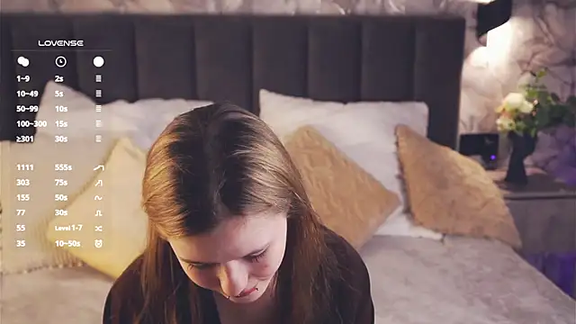 LynHillaire online show from 19, 4, 2026