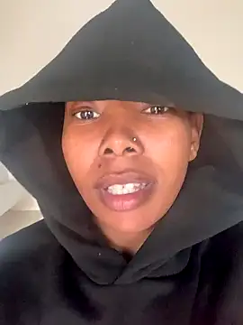 Pretty Beauty online show from 3, 11, 2025