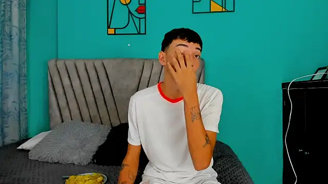 Maikol Ortiz online show from 2, 4, 2026