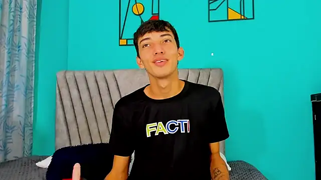 Maikol Ortiz online show from 22, 3, 2026