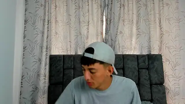 Maikol Ortiz online show from 18, 12, 2025