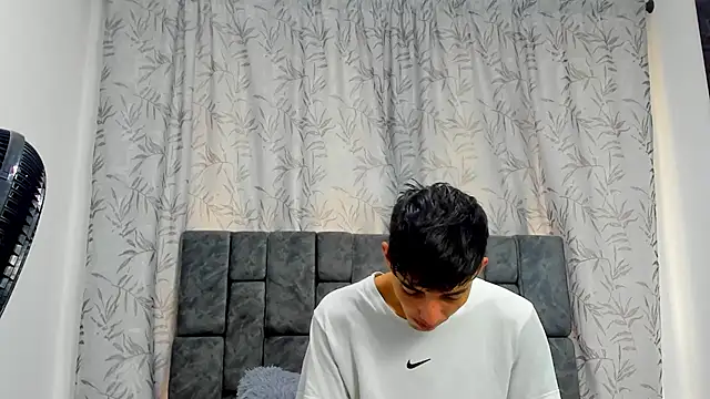 Maikol Ortiz online show from 30, 11, 2025