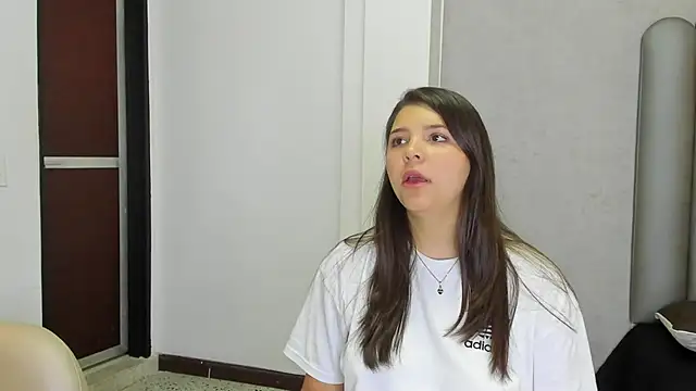 Charlotte-Star online show from 6, 11, 2025