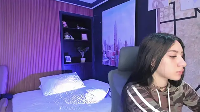 AlliceCopper online show from 4, 2, 2026