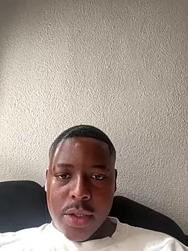 Snapshot of DaddyMyles chatting on 7, 6, 2026 DaddyMyles online show from 7, 6, 2026