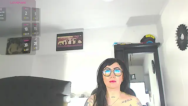 Vicky hotmilf online show from 4, 12, 2025