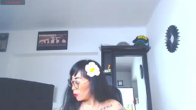 Vicky hotmilf online show from 16, 7, 2026