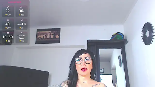 Snapshot of Vicky_hotmilf chatting on 21, 5, 2026 Vicky hotmilf online show from 21, 5, 2026