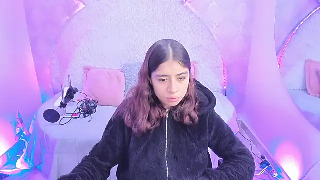 Gaby louse online show from 15, 4, 2026