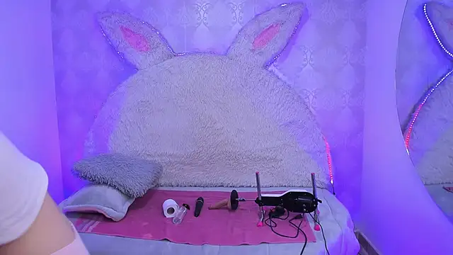 Gaby louse online show from 15, 4, 2026