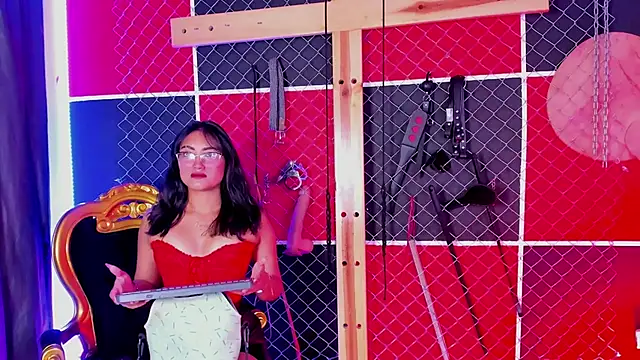 Snapshot of Mr_Alejandra_bdsm chatting on 16, 10, 2025 Mr Alejandra bdsm online show from 16, 10, 2025