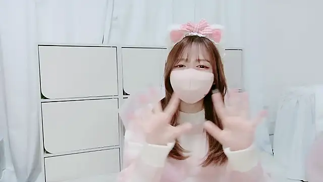 Snapshot of Hanachan_Gcup_ chatting on 30, 10, 2025 Hanachan Gcup online show from 30, 10, 2025