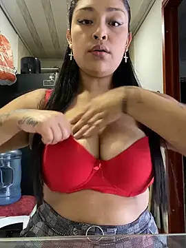 Snapshot of Aurora_fire1 chatting on 13, 11, 2025 Aurora fire1 online show from 13, 11, 2025