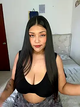 Snapshot of Aurora_fire1 chatting on 15, 10, 2025 Aurora fire1 online show from 15, 10, 2025