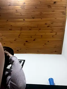 coupledesire18 online show from 14, 10, 2025