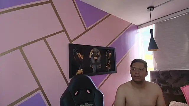 Snapshot of Annie_Lii chatting on 7, 10, 2025 Annie Lii online show from 7, 10, 2025