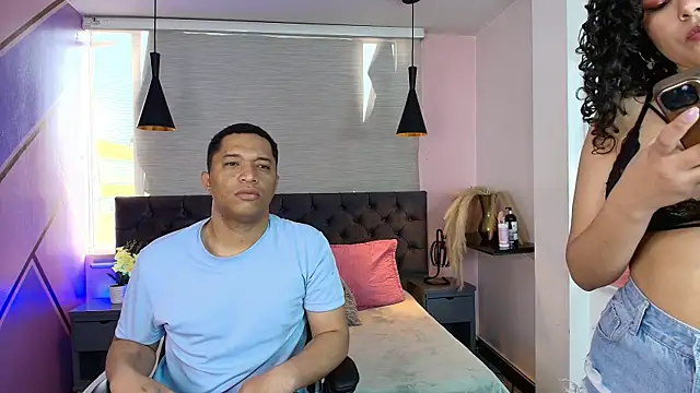 Snapshot of Annie_Lii chatting on 5, 11, 2025 Annie Lii online show from 5, 11, 2025