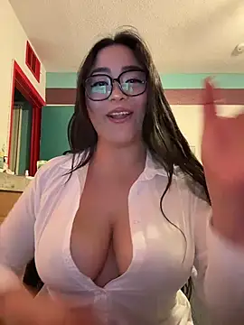 Snapshot of MyHoneyFrida chatting on 3, 6, 2026 MyHoneyFrida online show from 3, 6, 2026