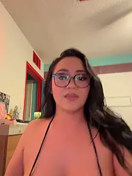 Snapshot of MyHoneyFrida chatting on 25, 4, 2026 MyHoneyFrida online show from 25, 4, 2026
