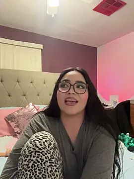 Snapshot of MyHoneyFrida chatting on 26, 11, 2025 MyHoneyFrida online show from 26, 11, 2025