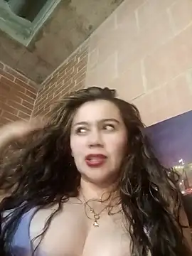 sexy-latina1 online show from 11, 9, 2025