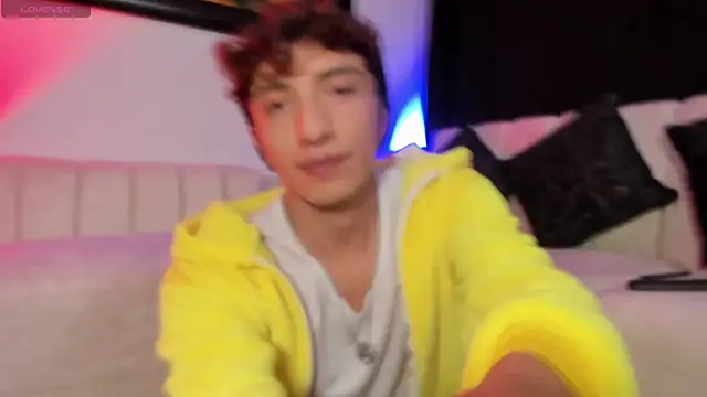 mhatias  online show from 21, 4, 2026