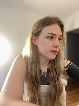 elliss  online show from 9, 9, 2025