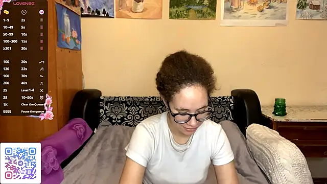 CarollNino online show from 3, 10, 2025