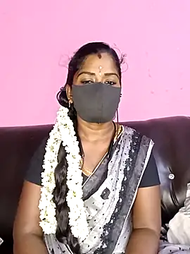 Snapshot of tamilammukuttyy chatting on 11, 11, 2025 tamilammukuttyy online show from 11, 11, 2025