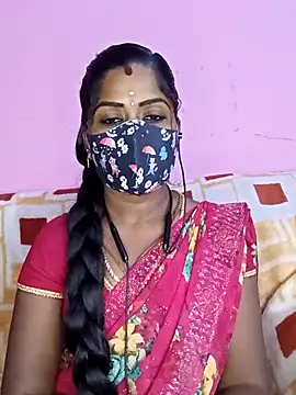 Snapshot of tamilammukuttyy chatting on 24, 11, 2025 tamilammukuttyy online show from 24, 11, 2025