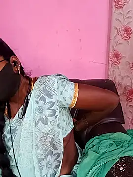 Snapshot of tamilammukuttyy chatting on 30, 10, 2025 tamilammukuttyy online show from 30, 10, 2025