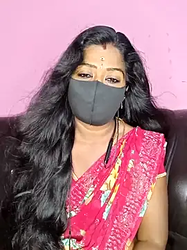 Snapshot of tamilammukuttyy chatting on 9, 11, 2025 tamilammukuttyy online show from 9, 11, 2025