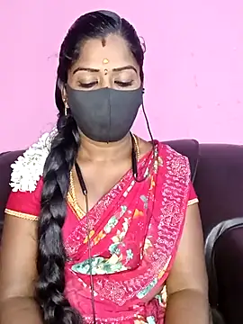 Snapshot of tamilammukuttyy chatting on 15, 10, 2025 tamilammukuttyy online show from 15, 10, 2025