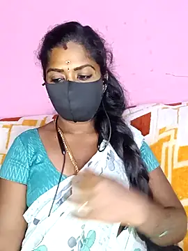 Snapshot of tamilammukuttyy chatting on 15, 11, 2025 tamilammukuttyy online show from 15, 11, 2025