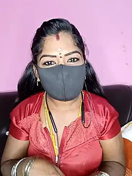 Snapshot of tamilammukuttyy chatting on 28, 11, 2025 tamilammukuttyy online show from 28, 11, 2025