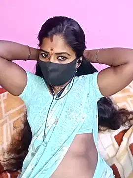 Snapshot of tamilammukuttyy chatting on 21, 11, 2025 tamilammukuttyy online show from 21, 11, 2025