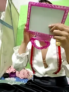 Tin tanny online show from 1, 11, 2025