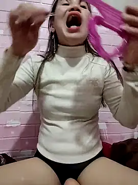 Tin tanny online show from 6, 3, 2026