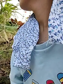 Tin tanny online show from 22, 11, 2025