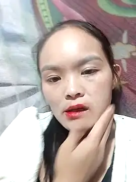 xinhxinhcute online show from 18, 9, 2025