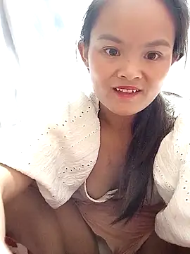 xinhxinhcute online show from 15, 10, 2025